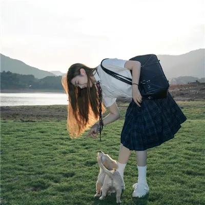 报告唐总夫人带着崽崽回来了